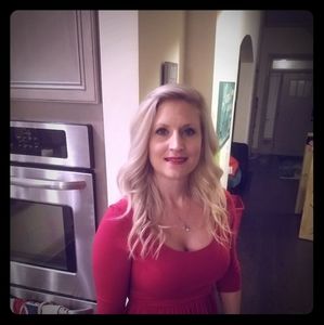 Meet your Posher, Courtney